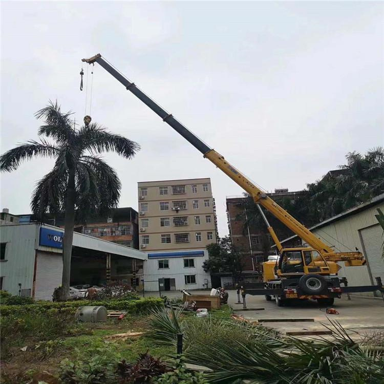 金沙12吨吊车出租一天的收费标准是什么